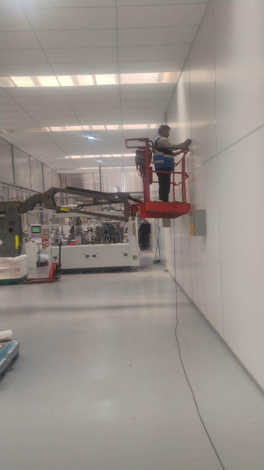 Instalación de enfriamiento evaporativo FrioGreen